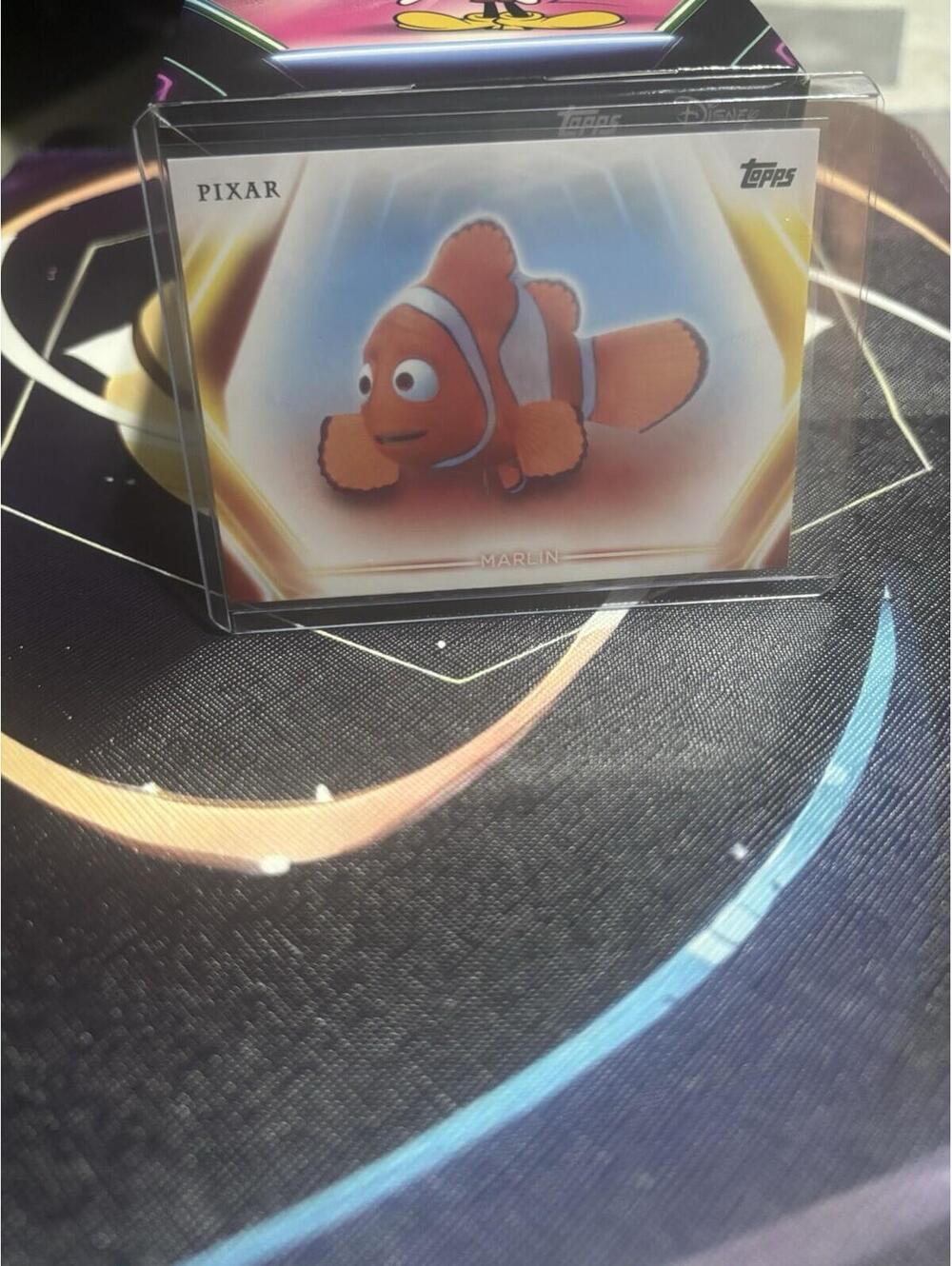 Topps 2026 Disney Neon Marlin 80 Finding Nemo